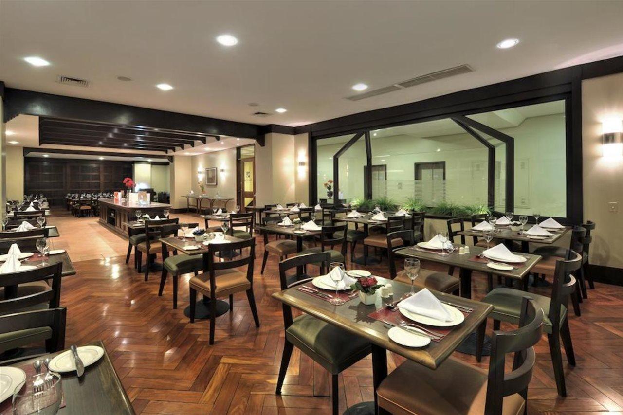 Hotel Deville Business مارينجا المظهر الخارجي الصورة
