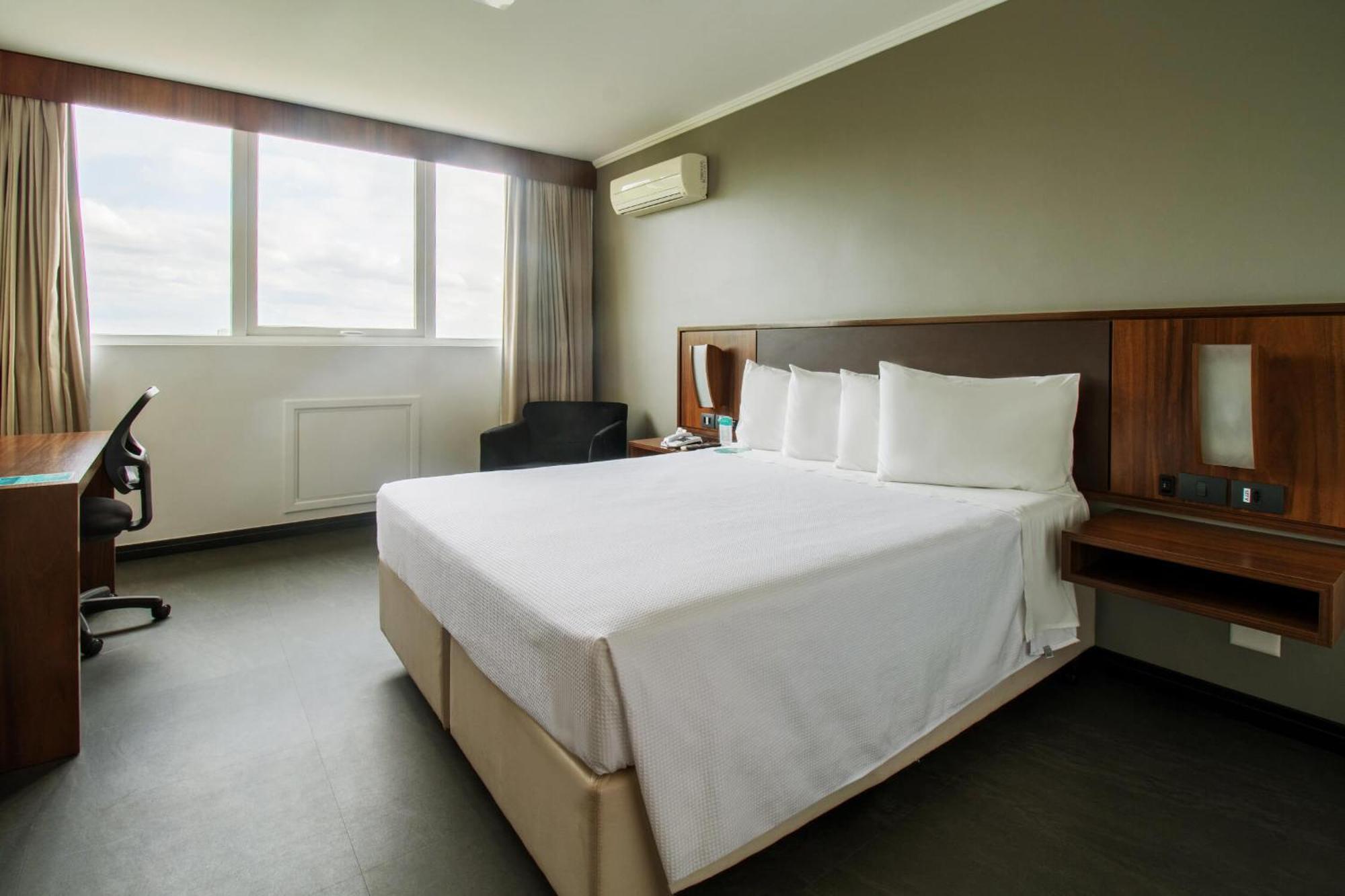 Hotel Deville Business مارينجا المظهر الخارجي الصورة