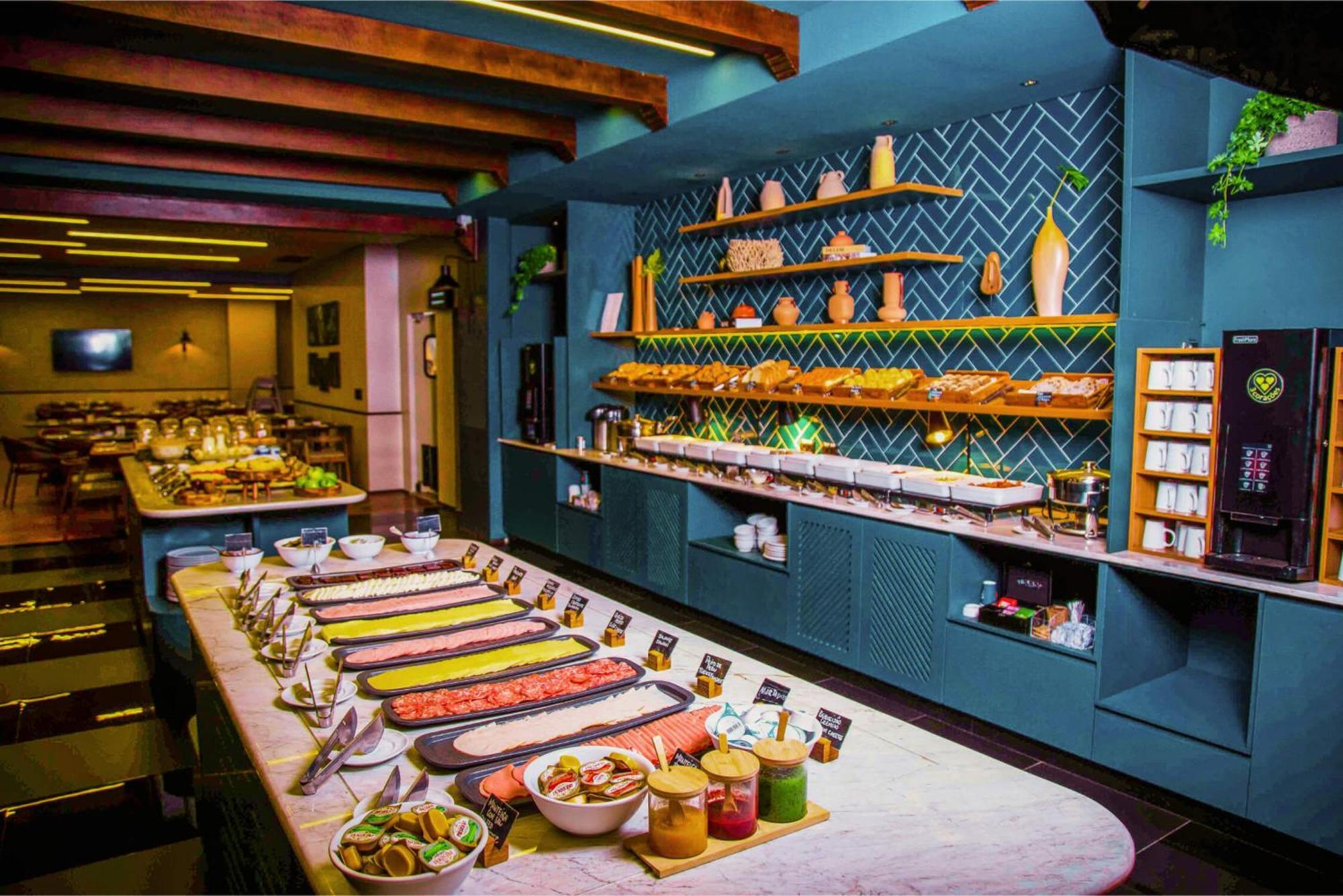 Hotel Deville Business مارينجا المظهر الخارجي الصورة