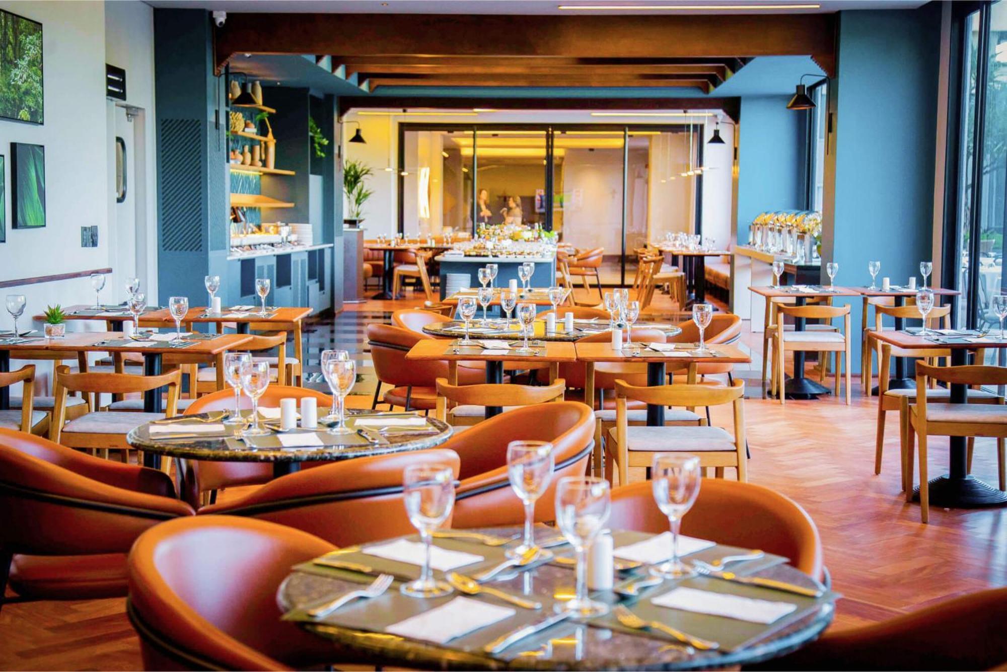 Hotel Deville Business مارينجا المظهر الخارجي الصورة
