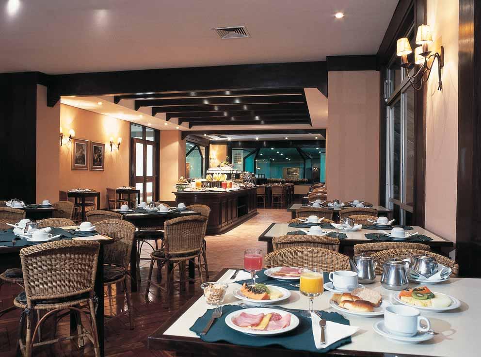 Hotel Deville Business مارينجا المظهر الخارجي الصورة